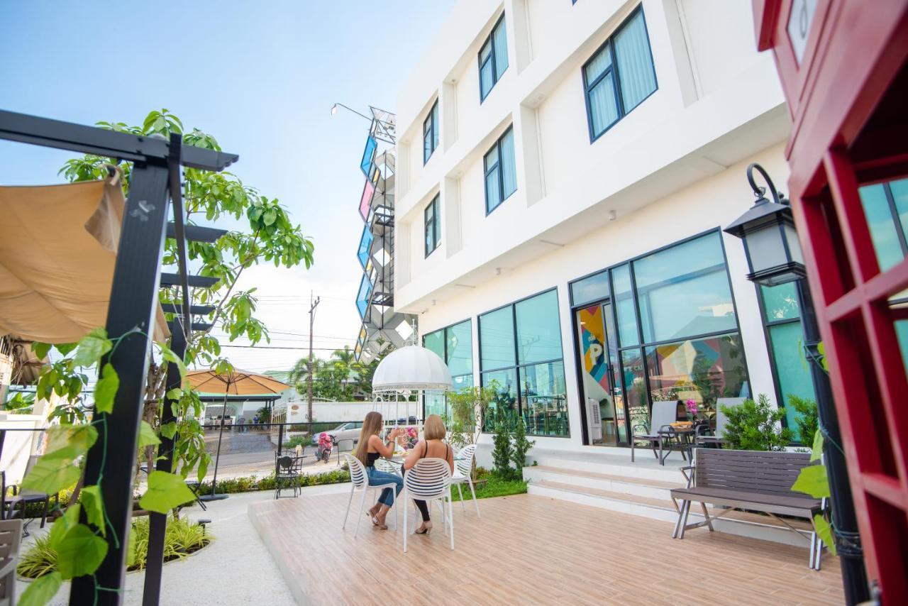 Отель Play Poshtel & Cafe' Краби Экстерьер фото